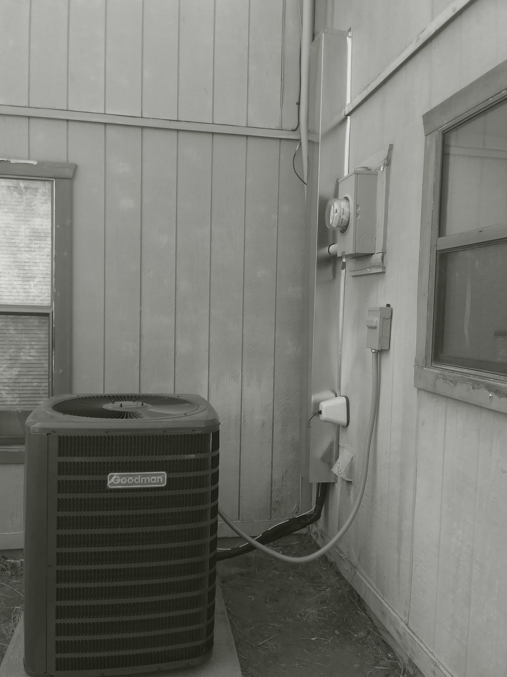 HEAT-PUMP CONDENSER UNIT