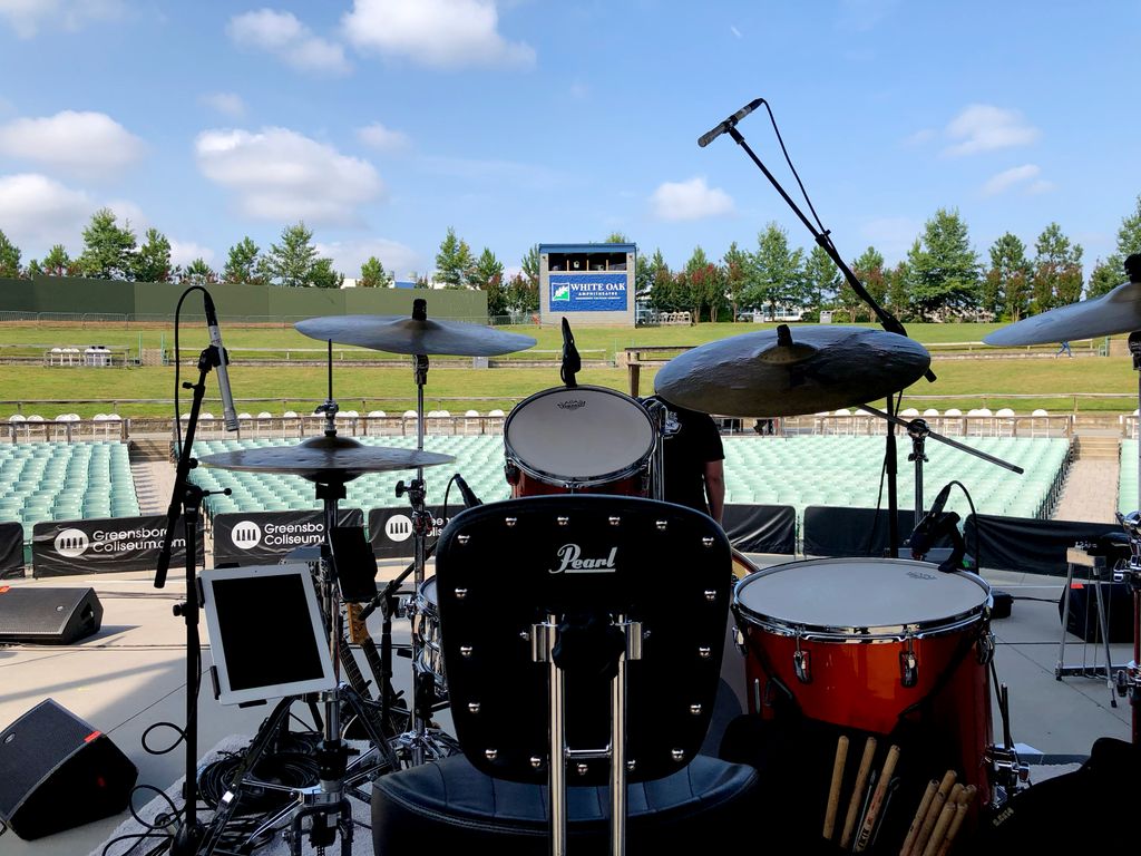 Sound check with Dillon Carmichael