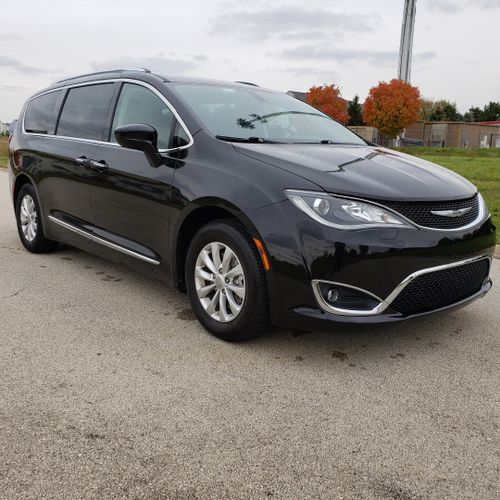 7-pass luxury Pacifica with leather interior