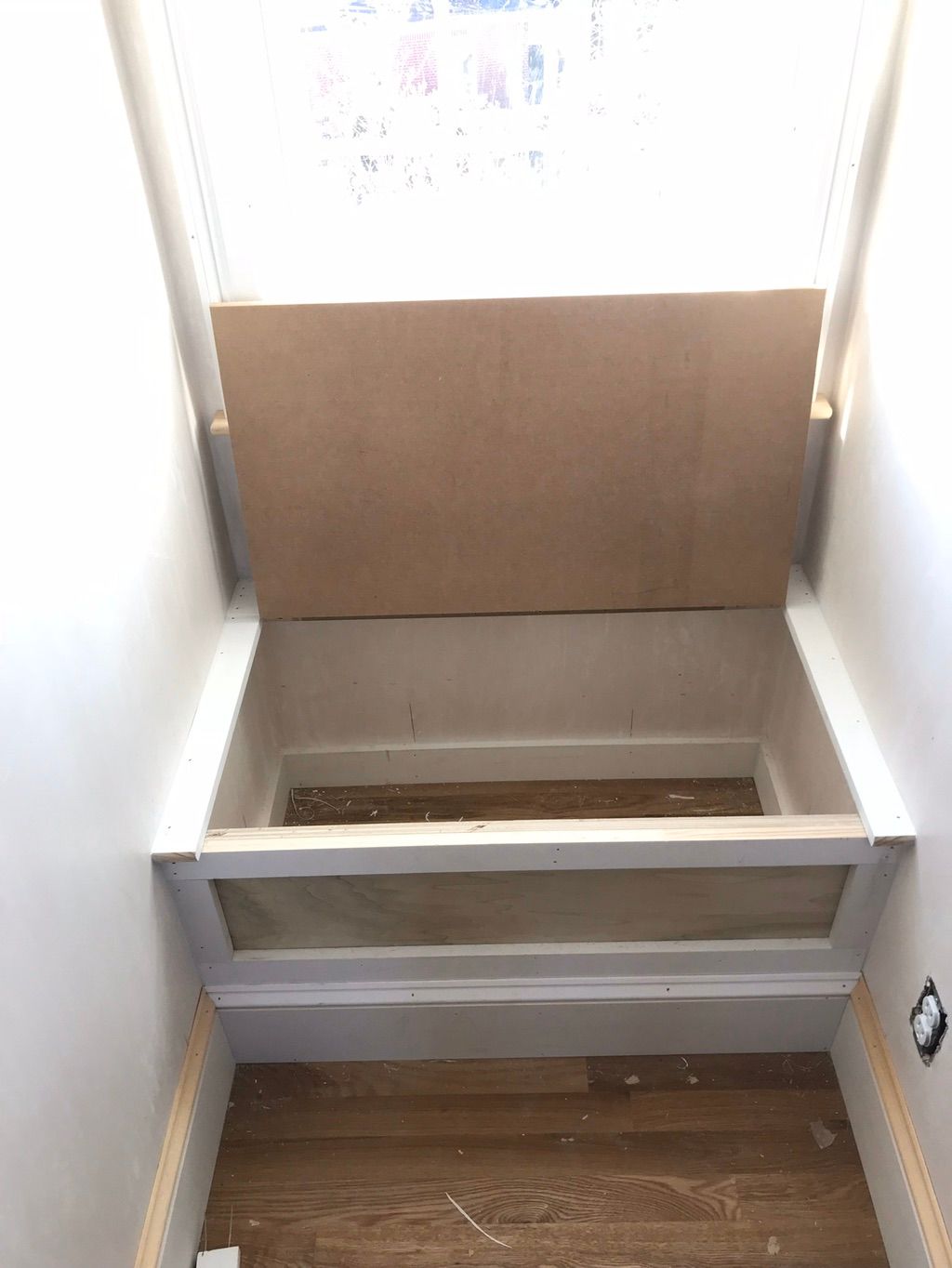 Bench cubby