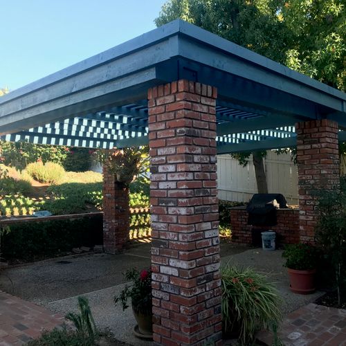 A very large 18x24ft patio pergola installed using