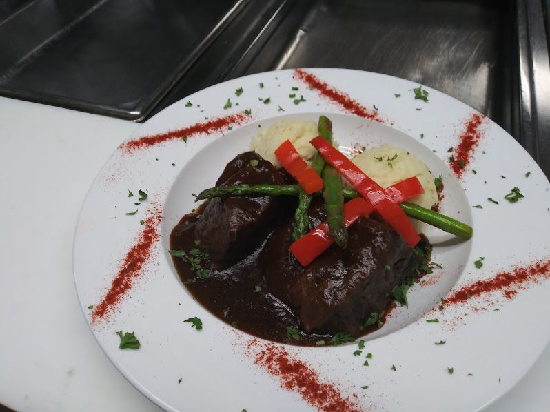 Braised Beef Short Ribs w/ Garlic Herb Potatoes & 