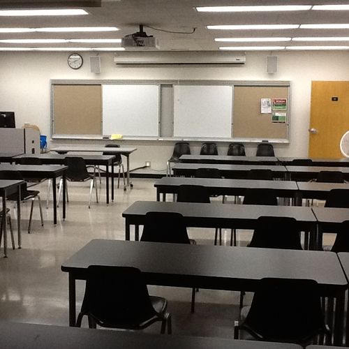 UW-Parkside French Classroom
