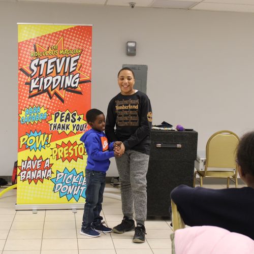 Steve was the entertainer at my nephews 6th birthd
