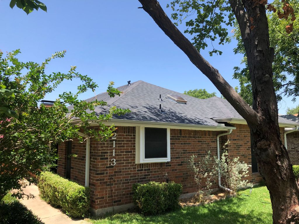Carrollton, TX  CertainTeed Moire Black