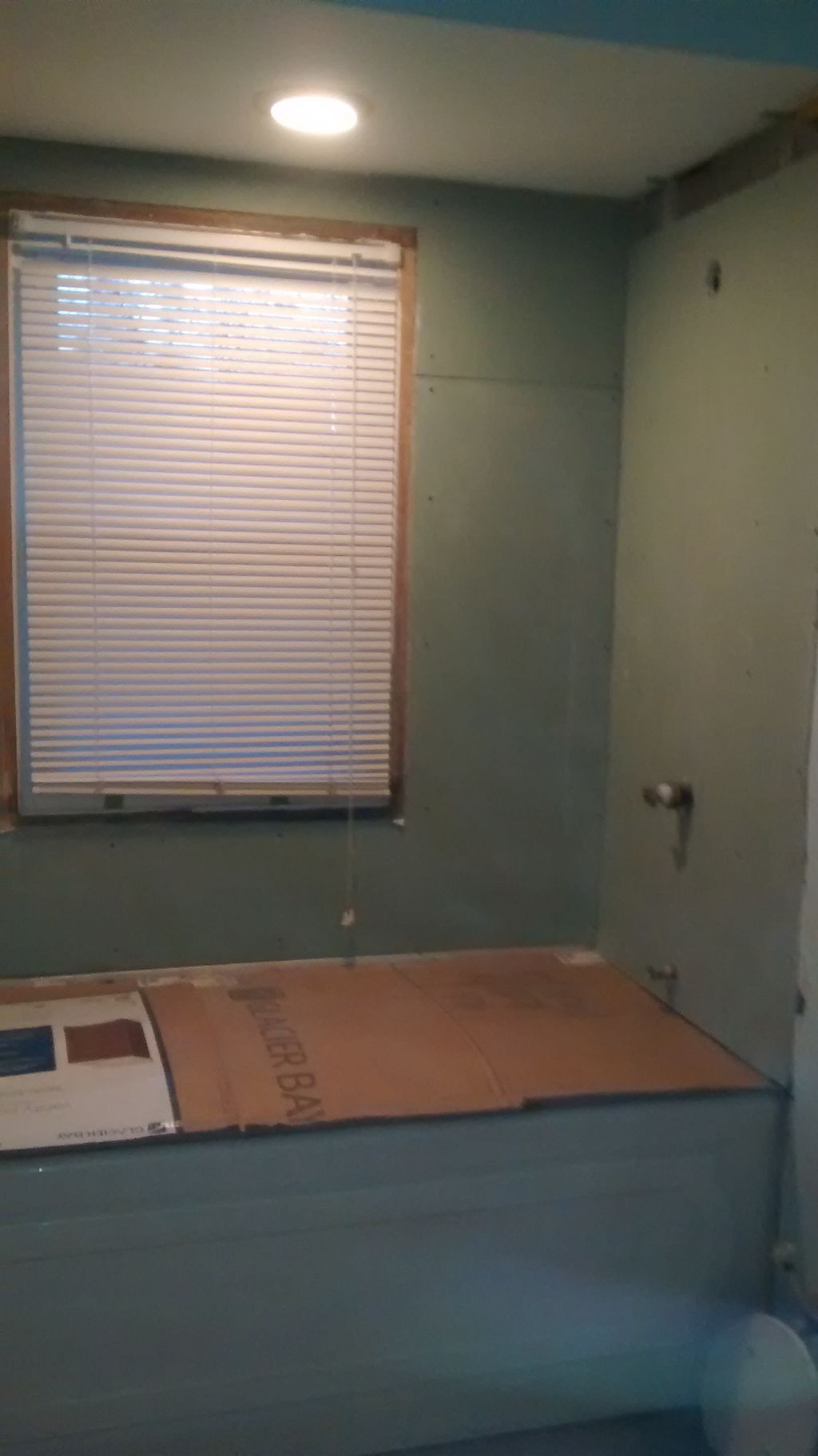 Project Huff: Moister resistant wall board