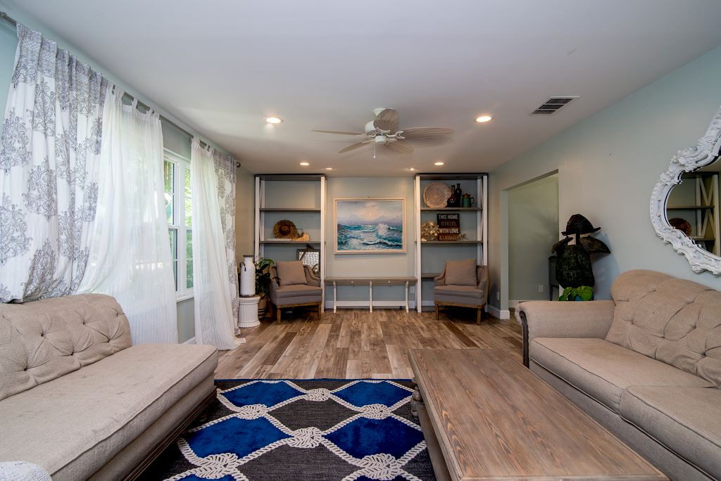 Staging for sale 