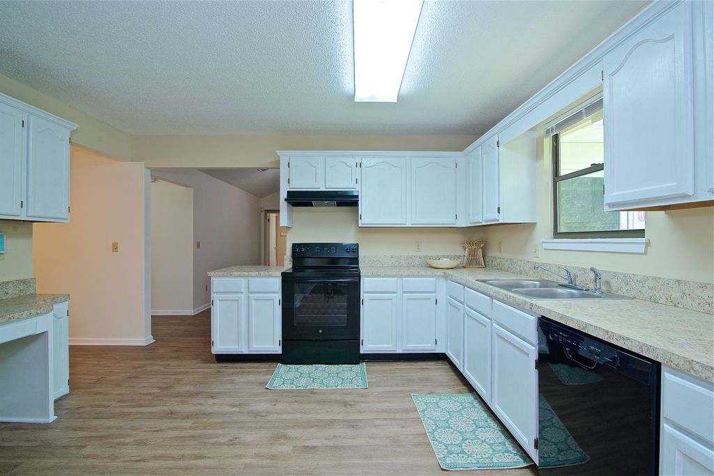 Post renovation cleaning/staging 