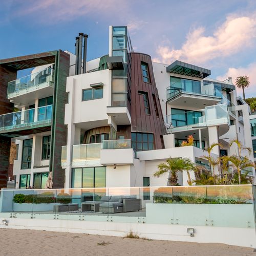 Santa Monica / Palisades Beach Home managed by R.R. Gable, Inc.