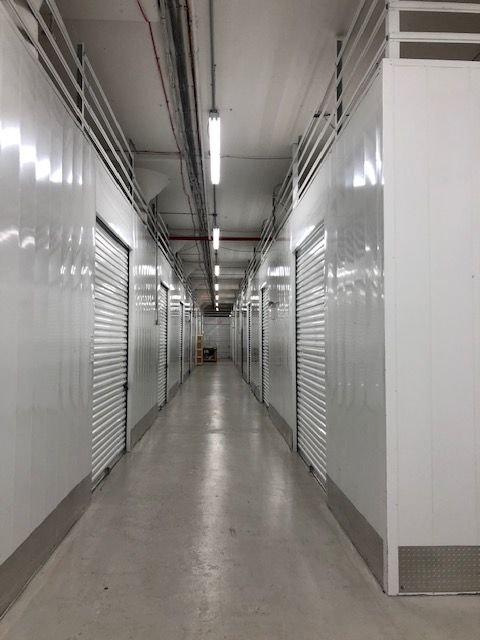20 Internet lines for warehouse