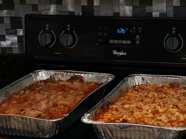 BBQ PULLED PORK AND CHICKEN 