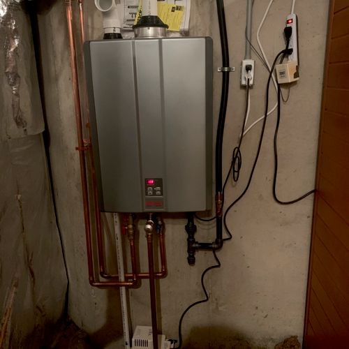 Tankless water heater installation in Huntingdon V