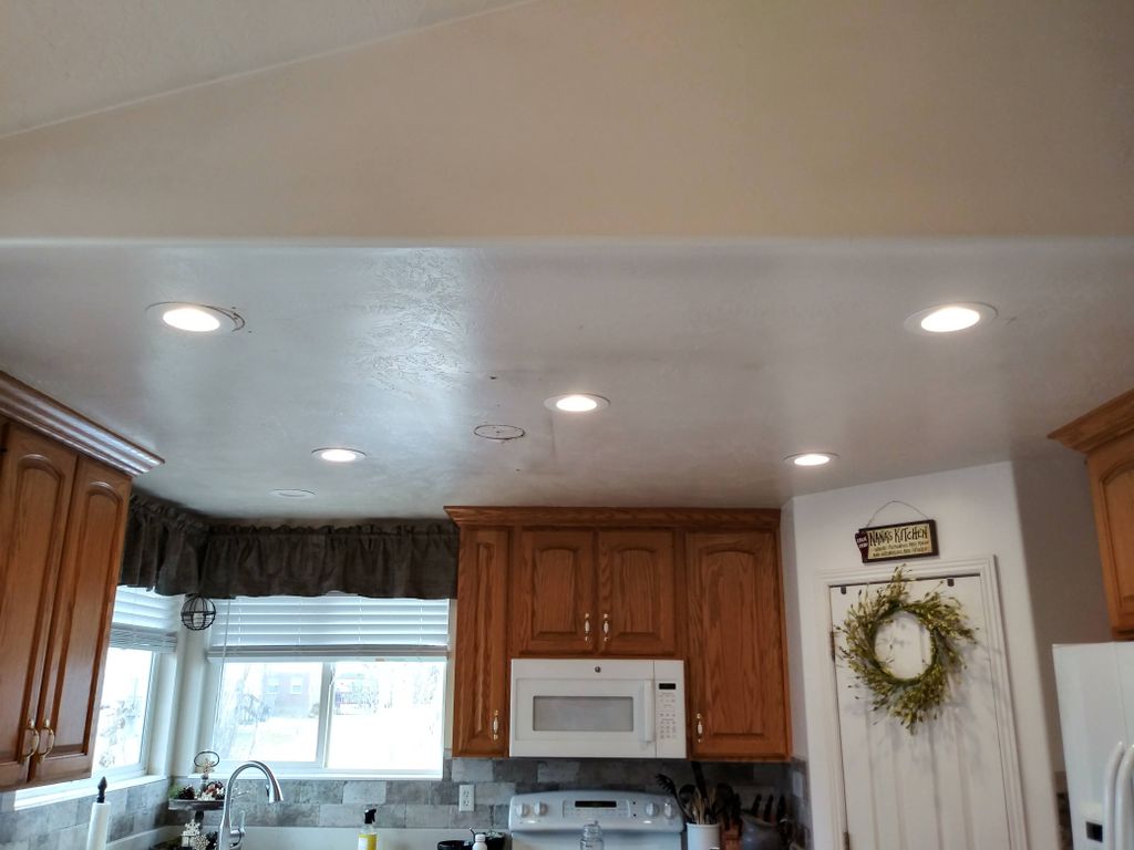 recessed can lighting