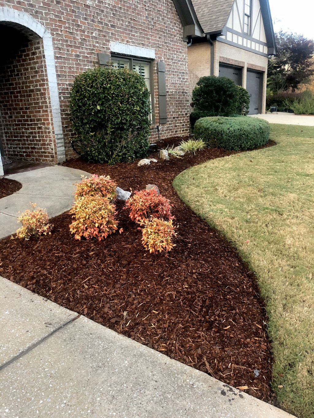 Mulch installation 