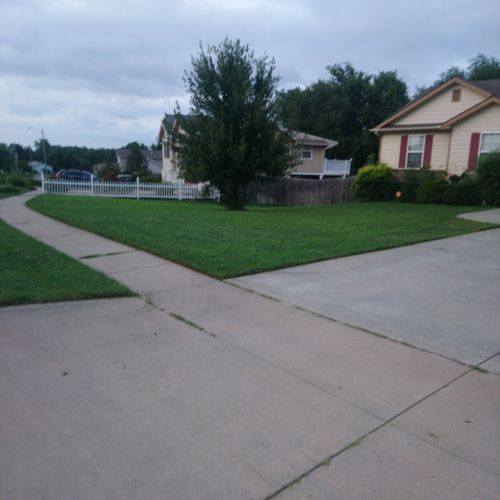 lawn service #AbileneKS #Junctioncityks