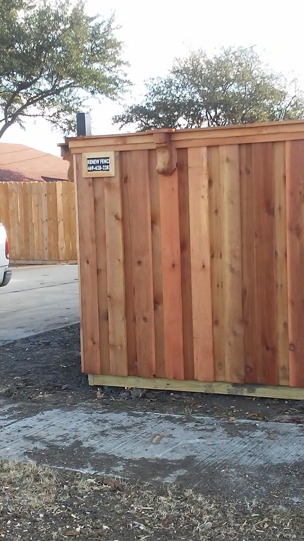 6' Cedar Board on Board with Corbels