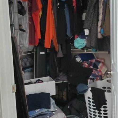 Calie did an amazing job organizing my closet! 
Wi