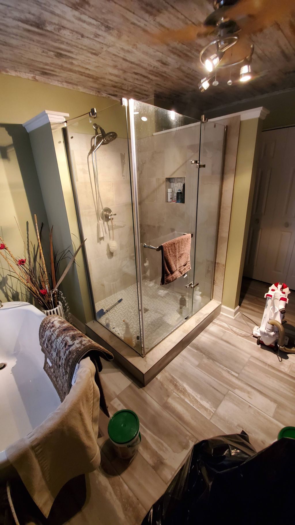 Bathroom remodel with tile shower 