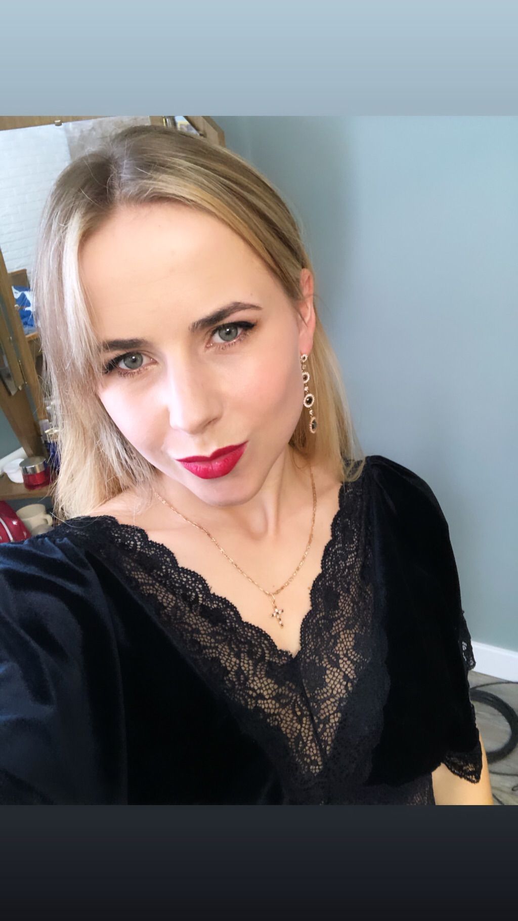 Mary Makeup