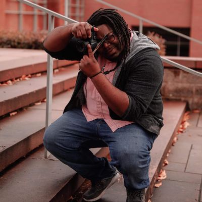 Avatar for Photos by Vine (Nigel Edition)