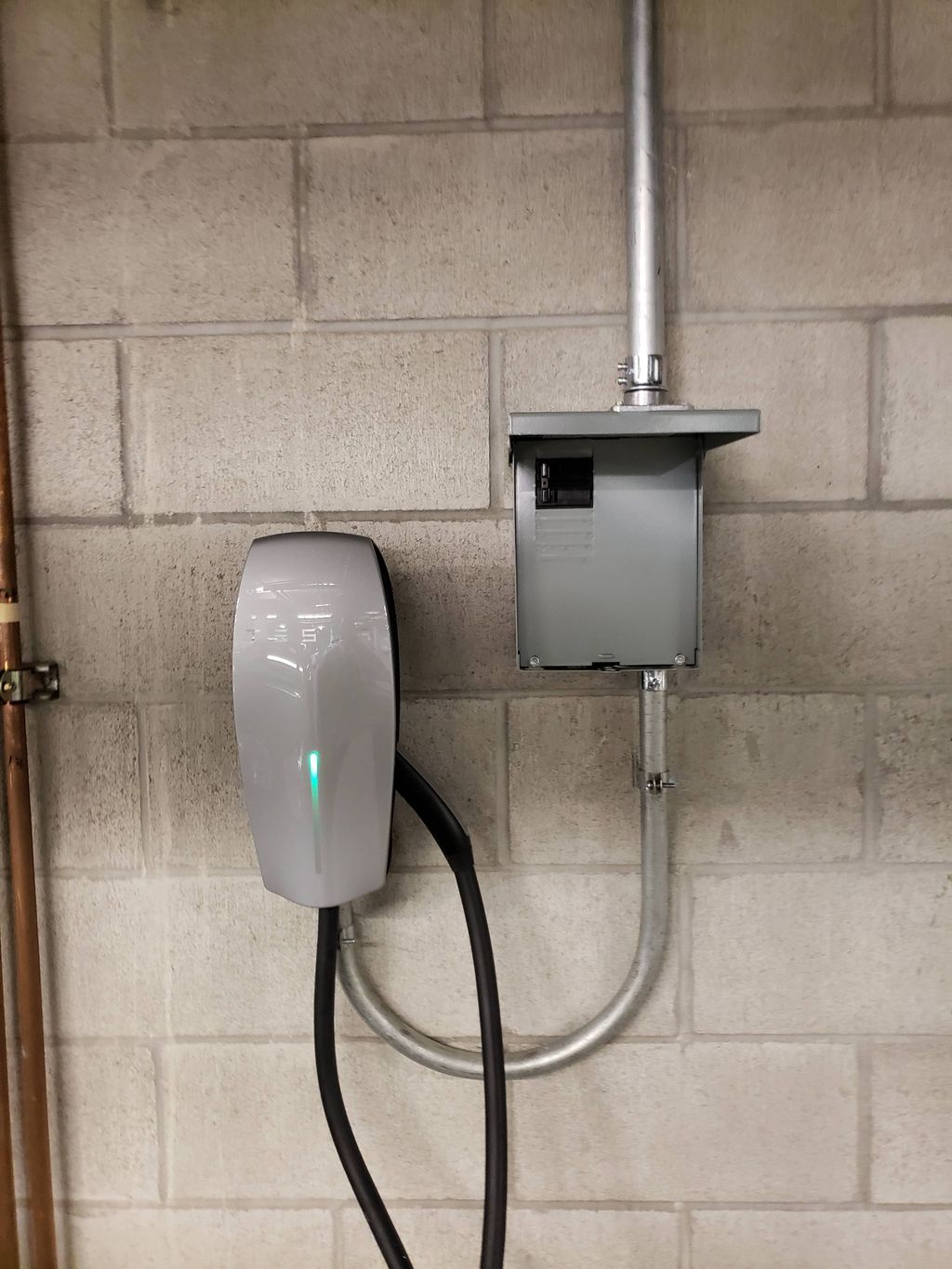 Tesla Charger 