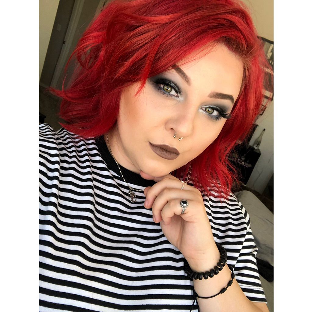 Vivid Raye Artistry
