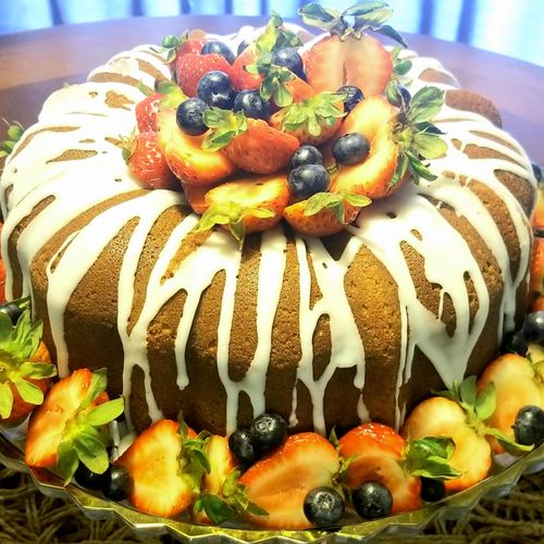 Vanilla Pound Cake with Fresh Fruit