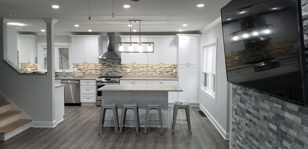 1st Flr House Renova./ Wood Dale