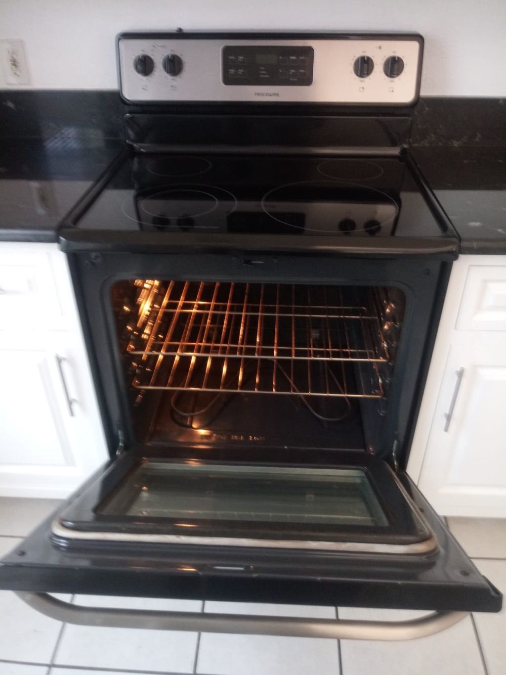 Stove after our cleaning 