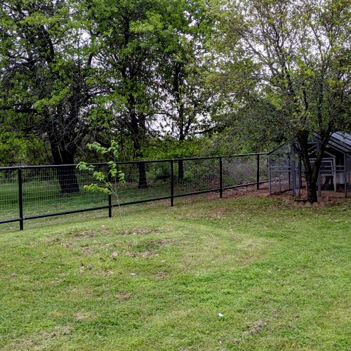 I looking for a pipe fence with no climb with gate