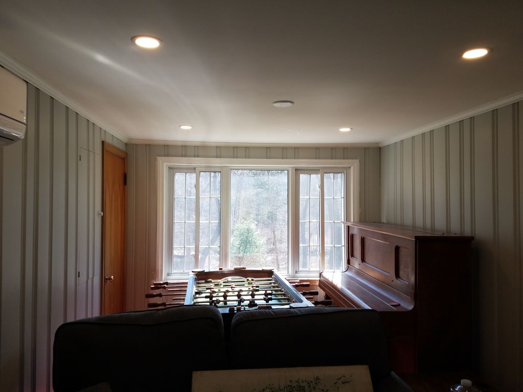 Dining room lighting
