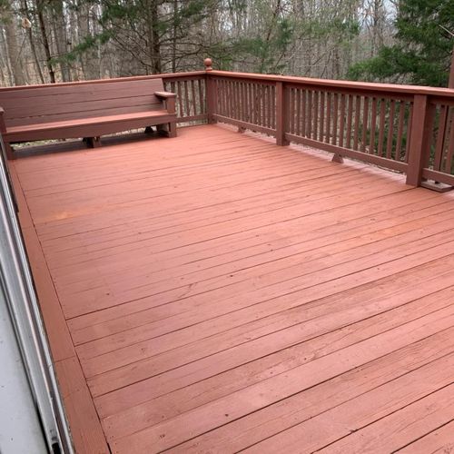 Deck Staining and Sealing