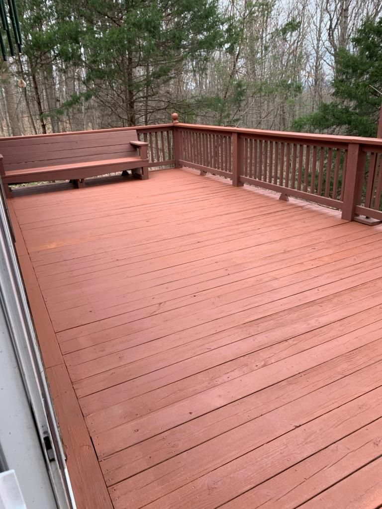 Deck Staining and Sealing