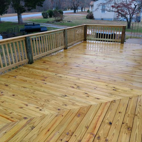 Deck Staining and Sealing