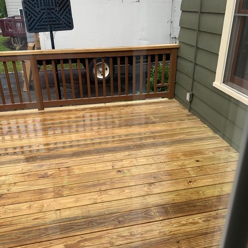 Vincent replaced my old deck boards with seamless 