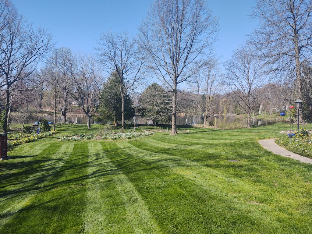 Lawn Mowing and Trimming