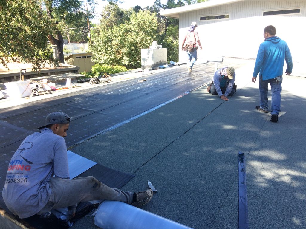 New Rolled Modified Bitumen Residential roof in De