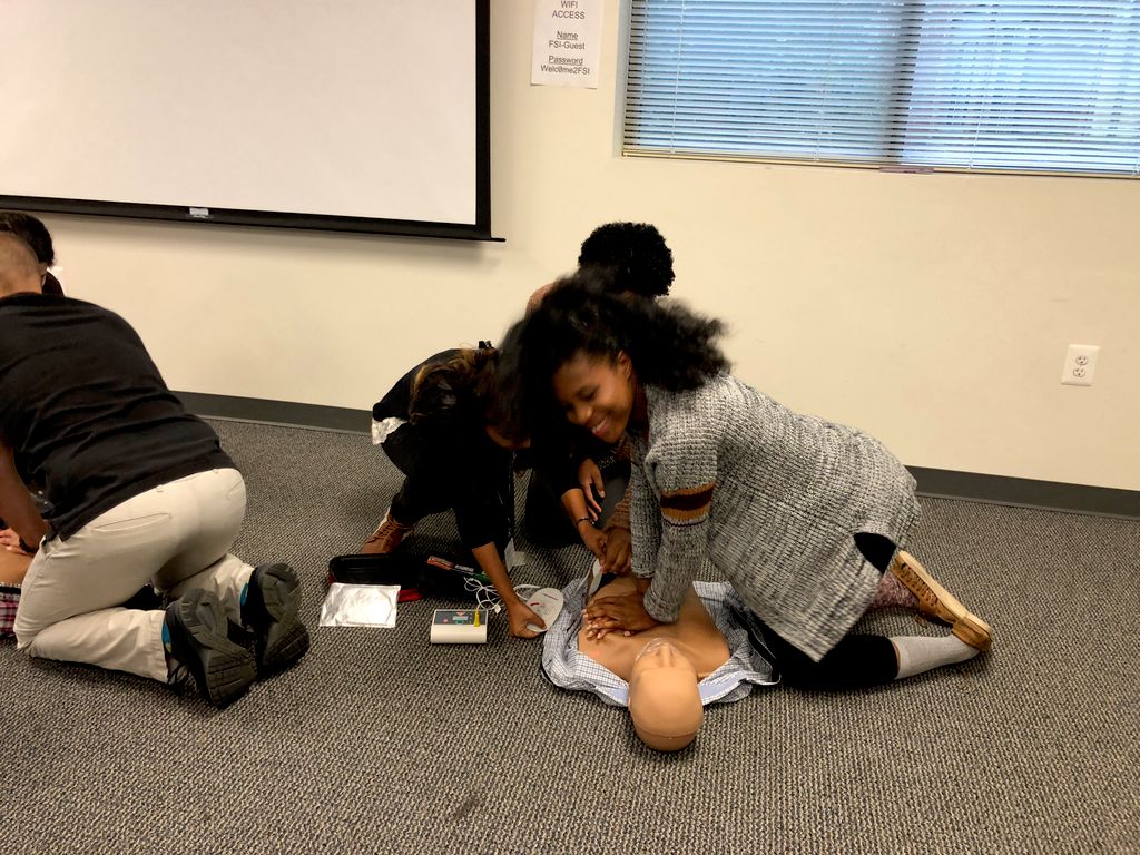 CPR Training in Spanish!