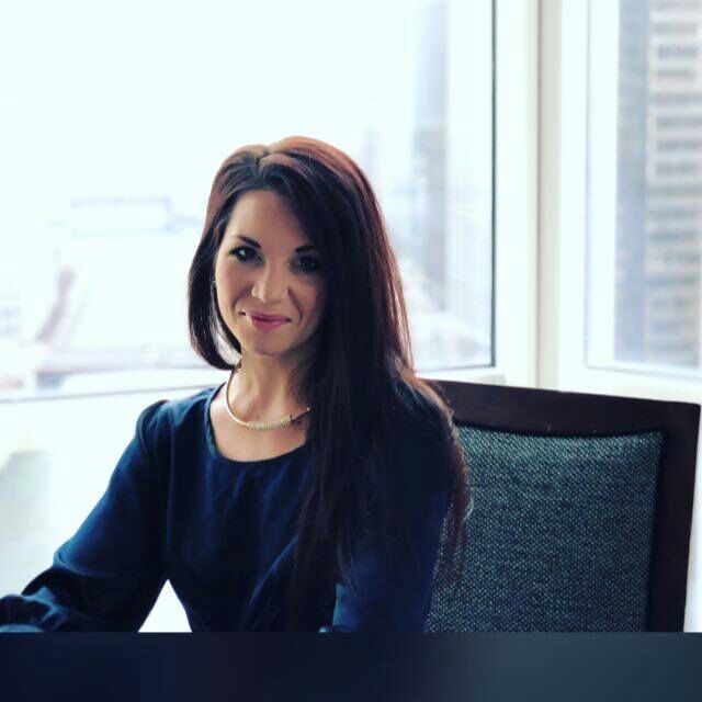 Danielle, a former pro recruiter 