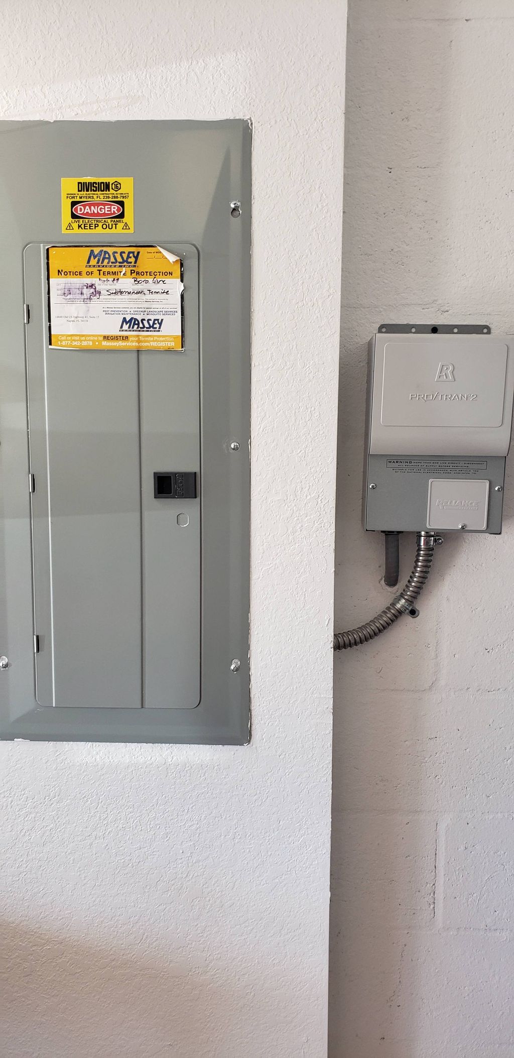 Transfer switch for portable generator 