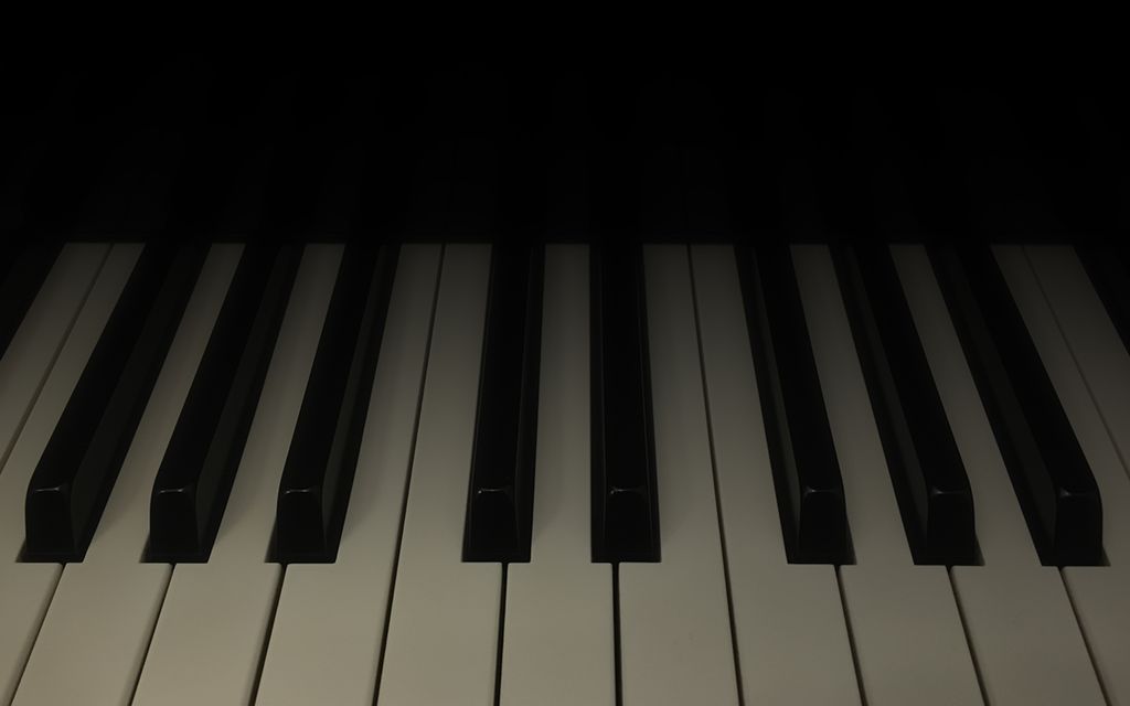 piano keyboard