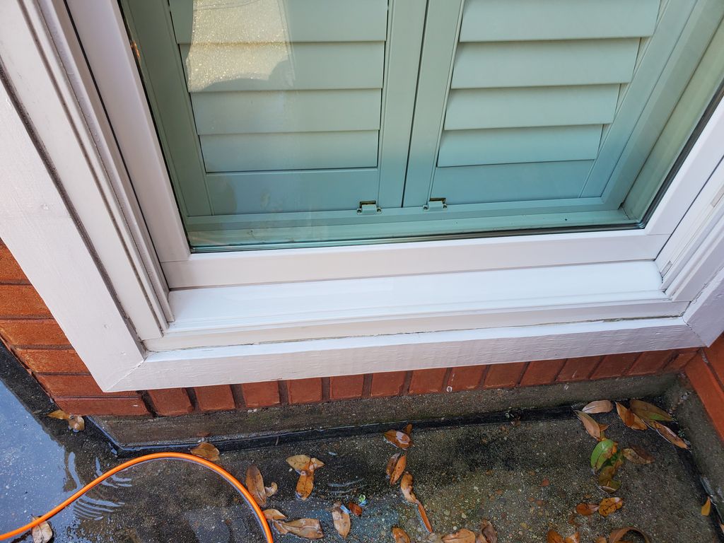 Window sill after we cleaned them. 