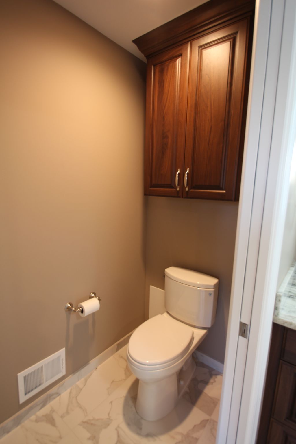Luxury bath toilet room.