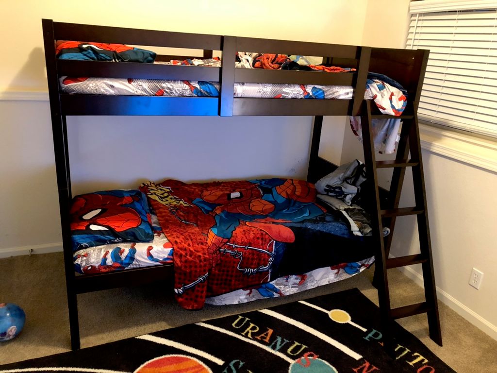 Roy did a fantastic job assembling my kid’s bunk b