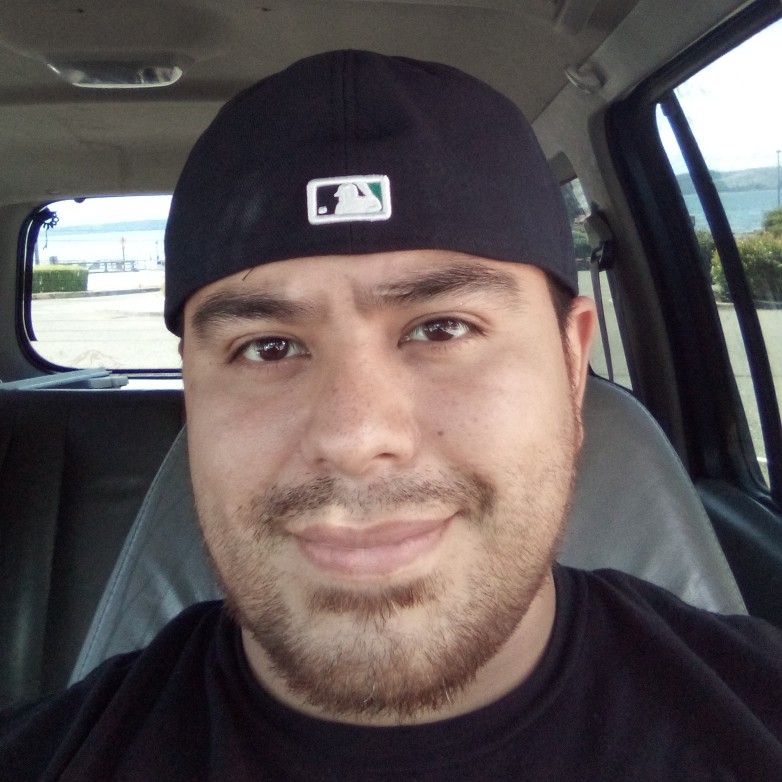 Carlos Flores