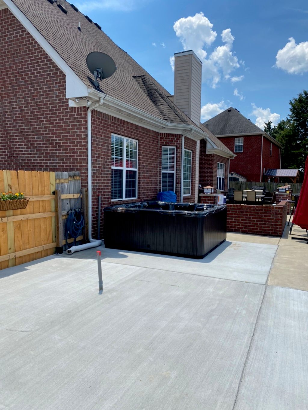 Hot Tub Move performed in Murfreesboro, TN for a w