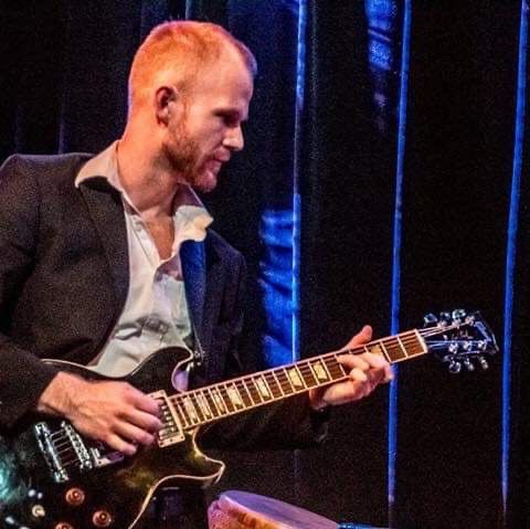 Performance photo