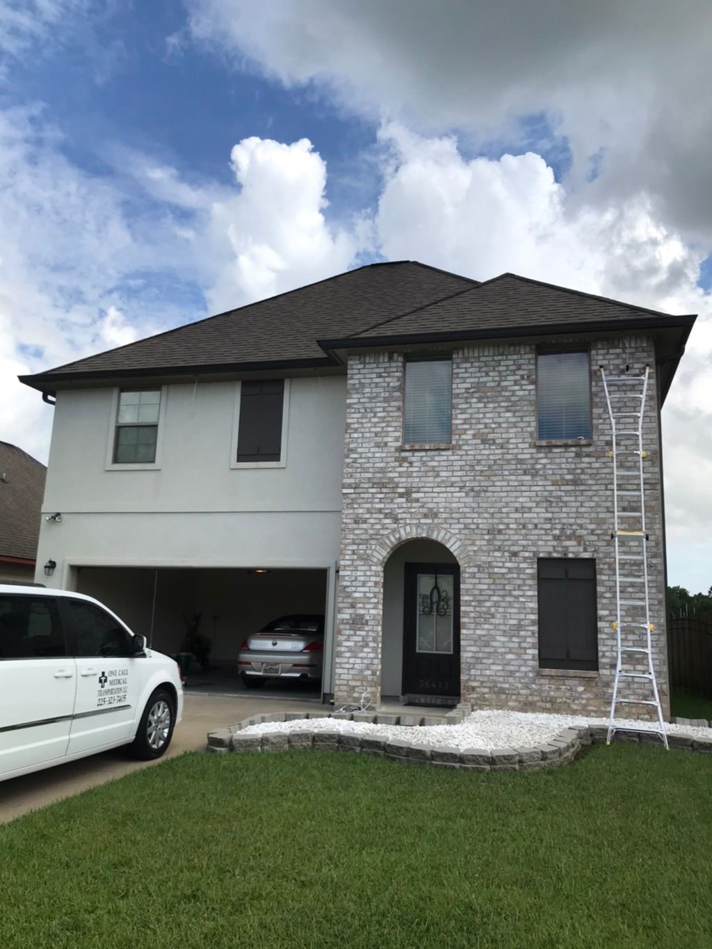 Home before recess can lighting. 