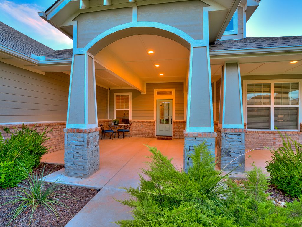 Twilight Real Estate Photography | OKC Flow Photos