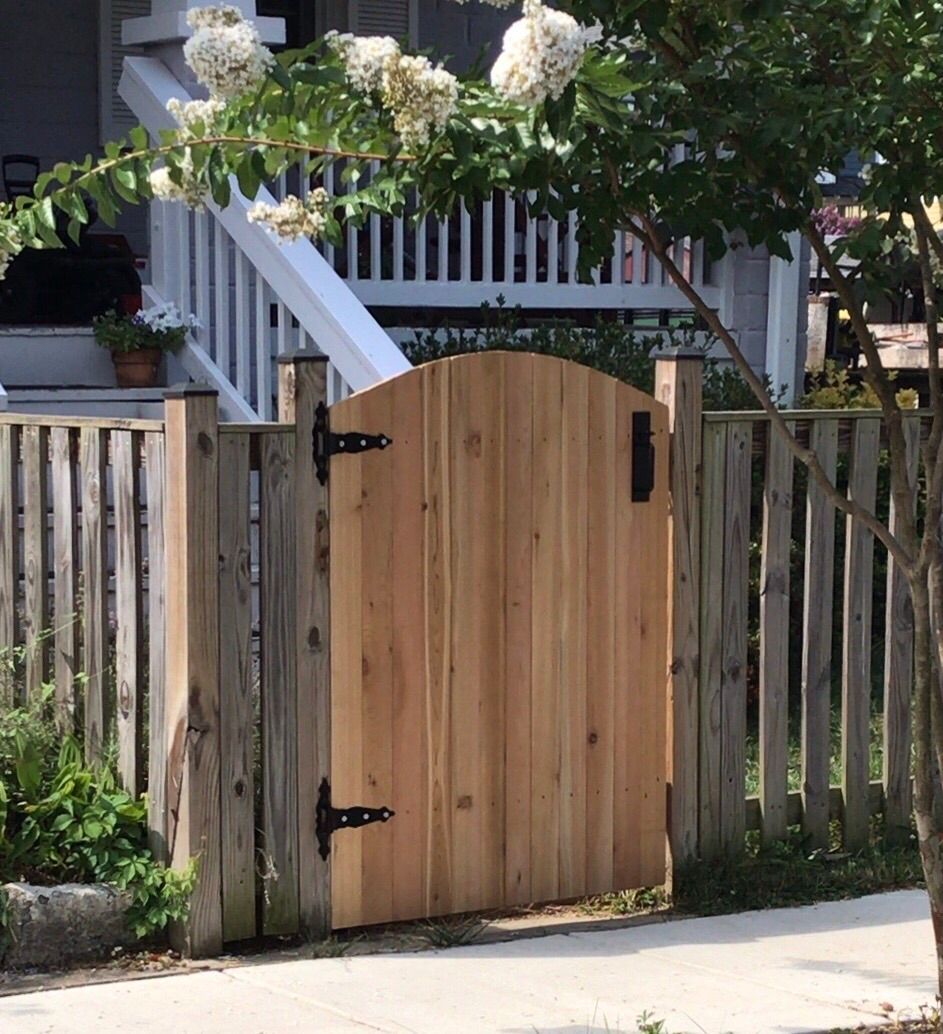 Lightweight Cedar with Round Top